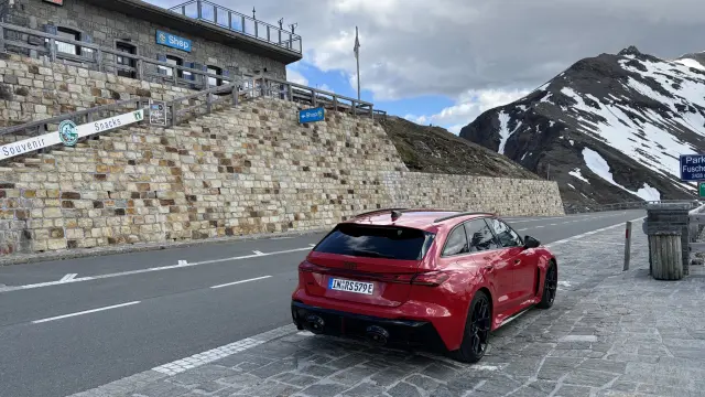 Prueba del Audi RS 5 en la carretera alpina de Grossglockner