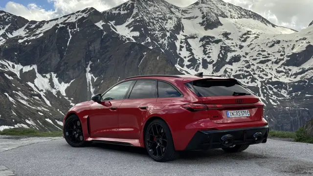 Prueba del Audi RS 5 en la carretera alpina de Grossglockner