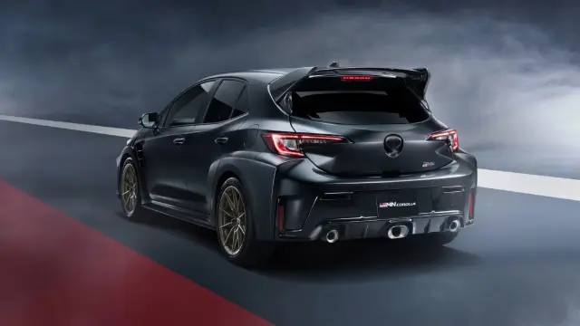 Toyota GRMN Corolla y GR Yaris con Aero Pack