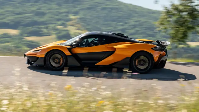 Prueba del McLaren W1