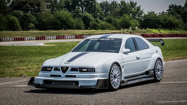 55-SGT, restomod del Alfa Romeo 155 DTM.