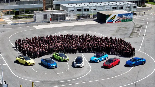 Alpine fabrica la última unidad del A110 de gasolina.