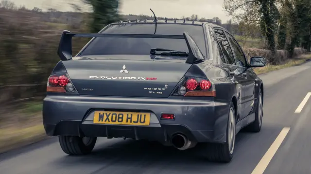 Mitsubishi Lancer Evolution IX MR