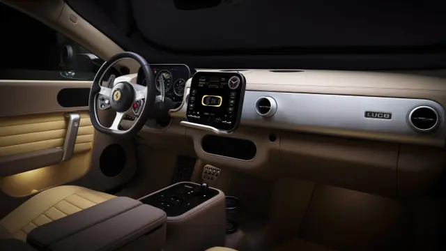 Interior del Ferrari Luce