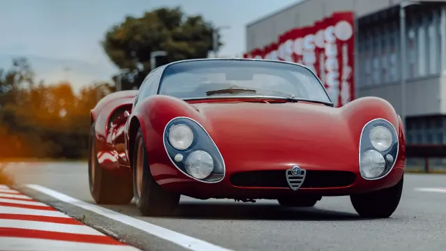 Alfa Romeo 33 Stradale