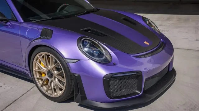 Porsche 911 GT2 RS vendido por un millón de dólares