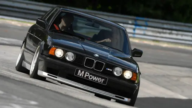 BMW M5 Winkelhock Edition E34