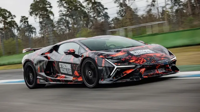 Lamborghini Revuelto Super Veloce