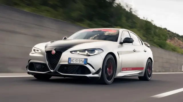 Prueba del Alfa Romeo Giulia Quadrifoglio Luna Rossa