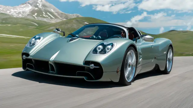 Prueba del Pagani Utopia Roadster