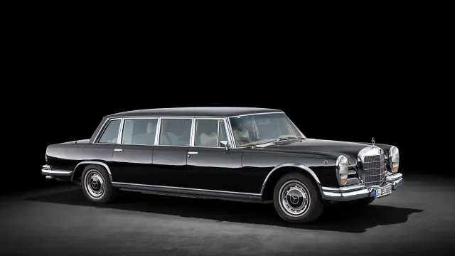 Mercedes-Benz 600 Pullman (W100)
