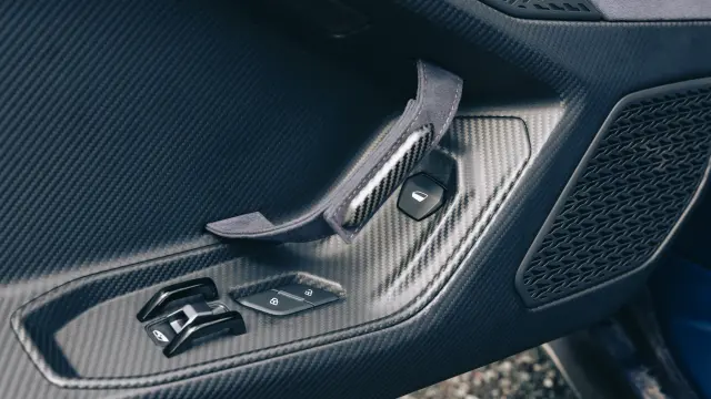 Lamborghini Temerario vs Porsche 911 Turbo S