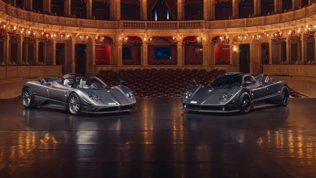 Los dos Pagani Zonda 760 RS en la sesión de fotos en la Ópera Nacional de Hungría