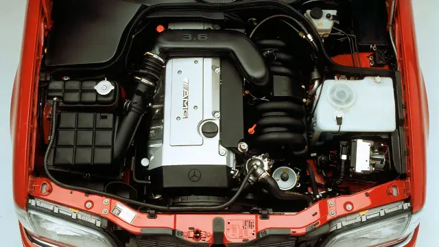 Mercedes motor M104