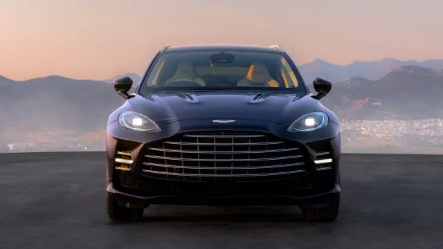 Aston Martin DBX GT