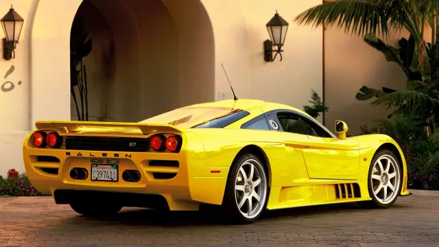 Saleen S7