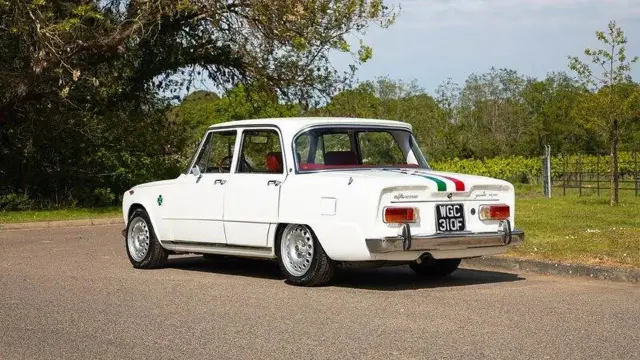 Alfaholics Giulia Super-R