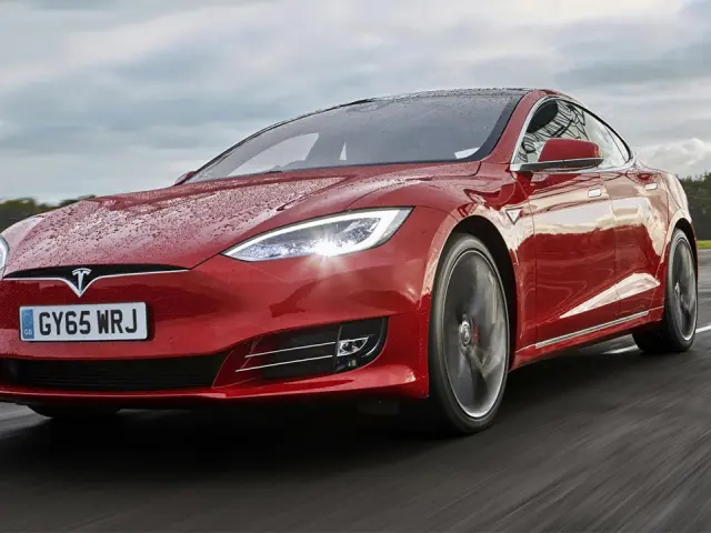 Tesla Model S.