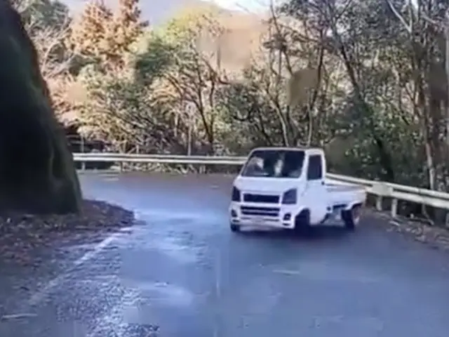 VÍDEO: a lo TOKIO DRIFT con un pequeño MINITRUCK japonés [TG]