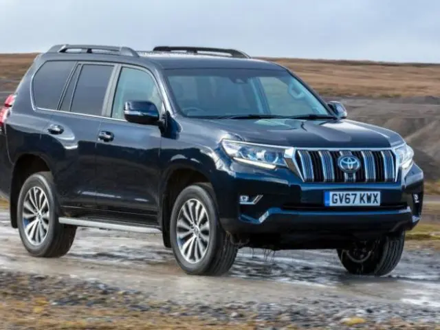 Toyota Land Cruiser.