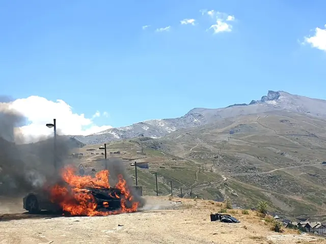 Chevrolet Corvette, en pleno incendio (Foto: S.Vadillo)