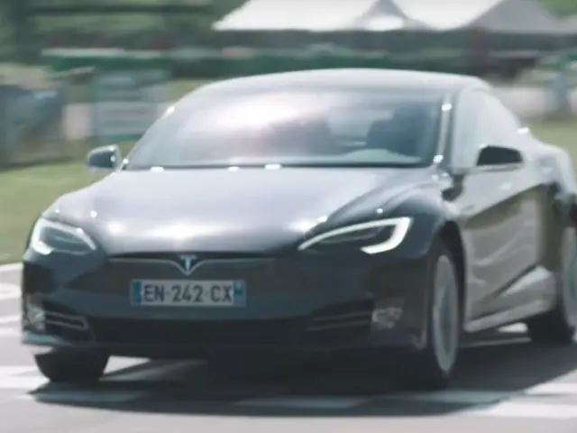 VÍDEO: ¿Sabes qué es el modo Ludicrous de Tesla?