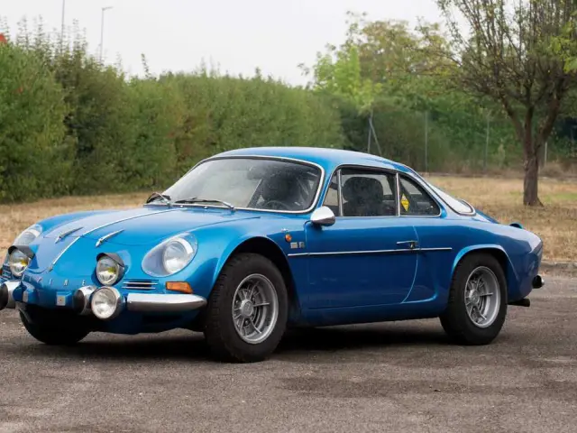 Alpine A110.