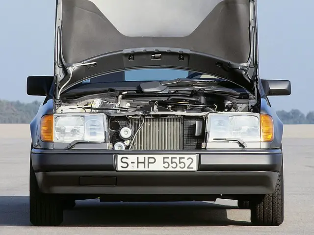 motor OM 606 turbodiésel