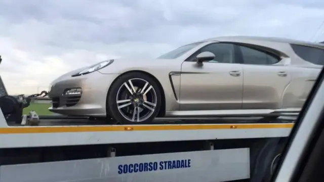 Panamera coche fúnebre (foto del Facebook de Automoto).