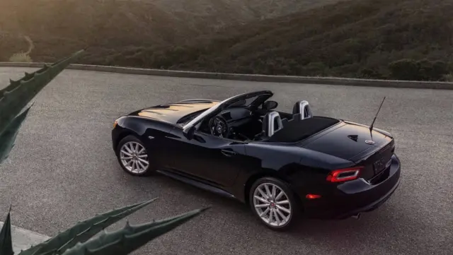 Fiat 124 Spider