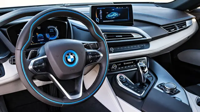 mejores-detalles-bmw-i8-habitáculo