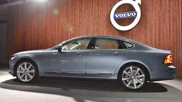 Volvo S90 2016 3