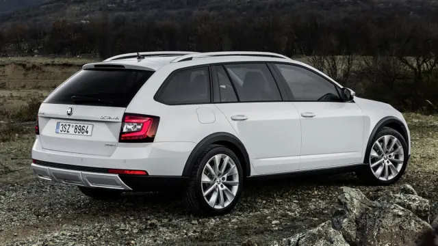 Skoda Octavia Scout 2017 zaga