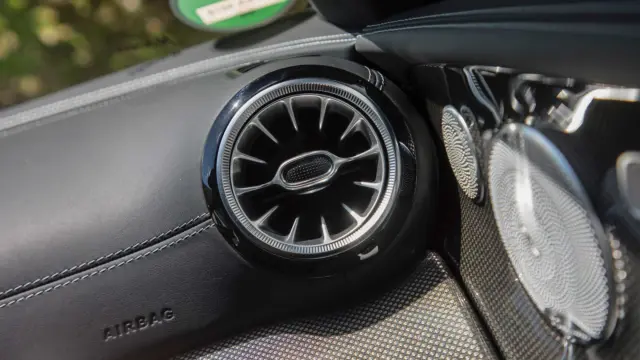 Las toberas tienen un diseño en forma de turbina muy chulo