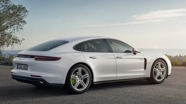 Porsche Panamera 4 E-Hybrid 2017 trasera