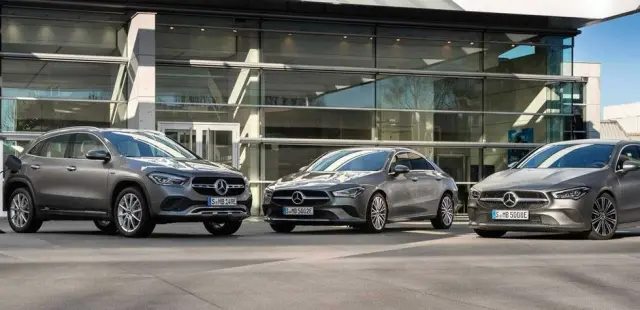 Algunos híbridos enchufables de Mercedes.