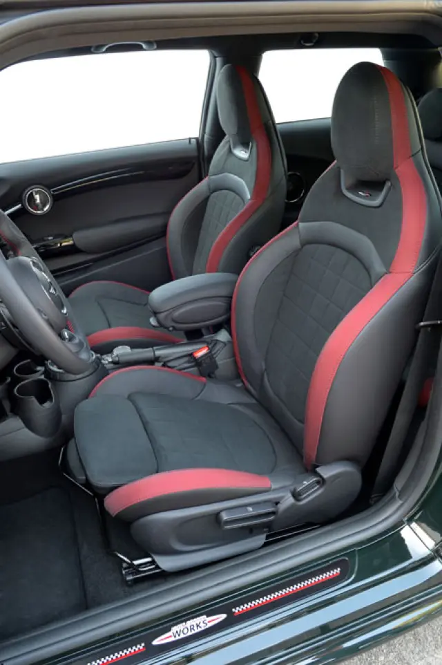 Mini John Cooper Works 2015 asientos