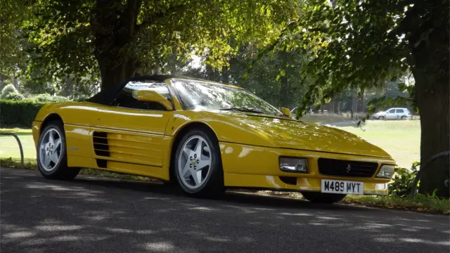 Ferrari 348.