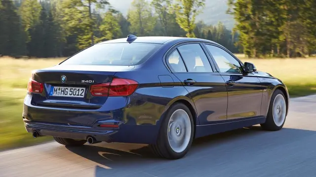 BMW 340i.