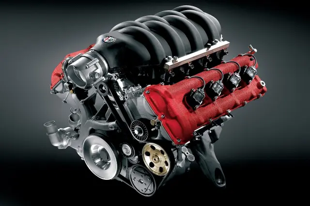 Motor V8 F136 Ferrari.