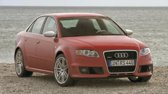 Audi RS4 (B7)