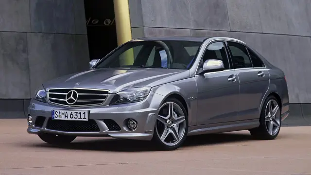 Mercedes C63 AMG (W204)