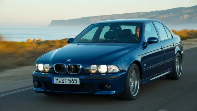 BMW M5 E39.