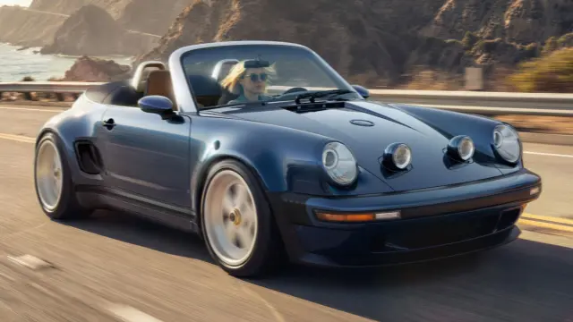 Restomod 911 Carrera Cabriolet de Singer