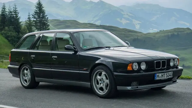BMW M5 E34