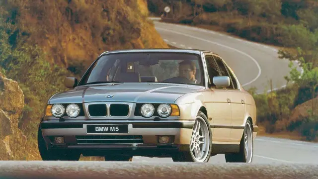 BMW M5 E34.