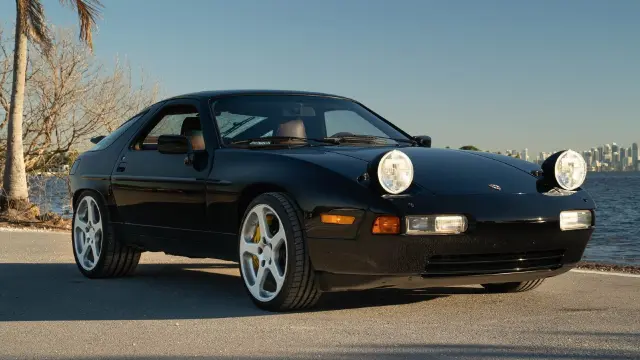 RUF 928R.