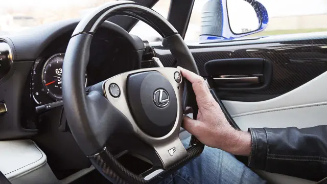 Jeremy Clarkson prueba del Lexus LFA