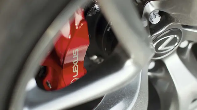 Jeremy Clarkson prueba del Lexus LFA