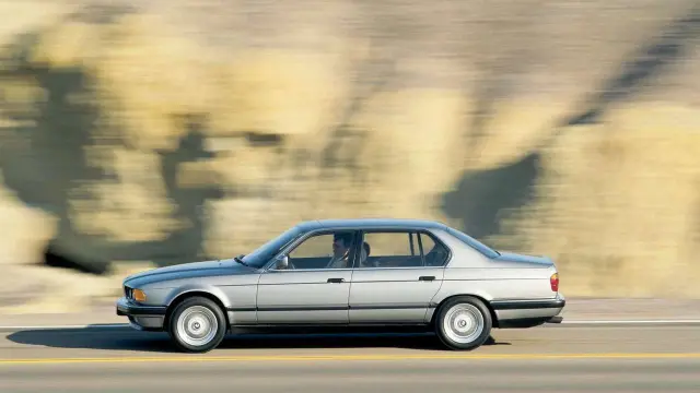 BMW Serie 7 E32.